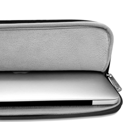 Detailed picture of the inner lining - Black Laptop Sleeve - Element