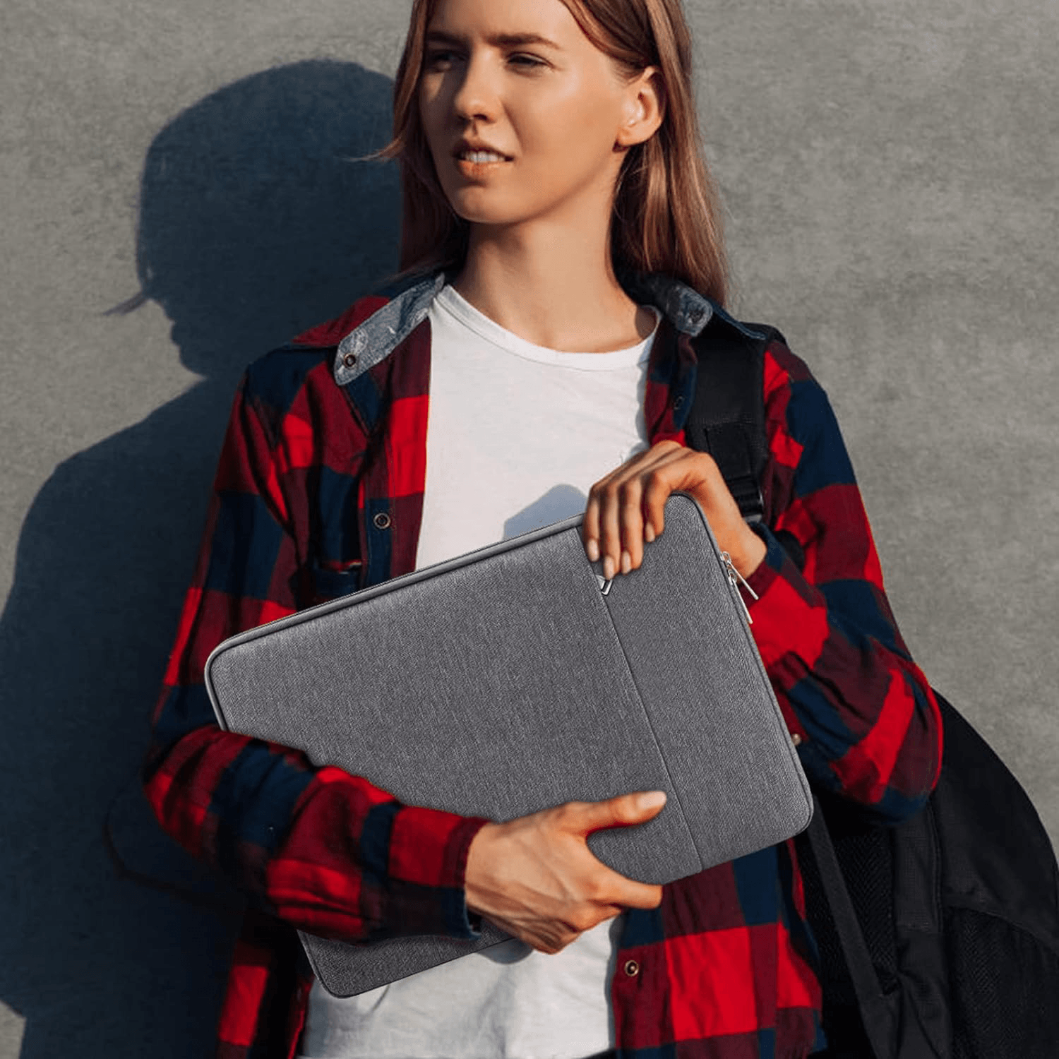 Usage Scenarios - Dark gray Laptop Sleeve - Element - 2
